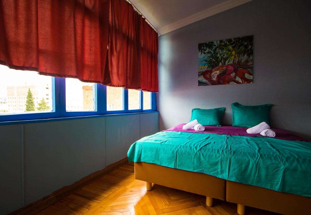 טביליסי Royz Hostel מראה חיצוני תמונה